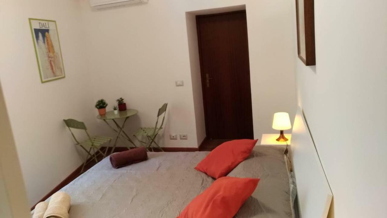 A Casa Di Lori Apartment Catania Ngoại thất bức ảnh